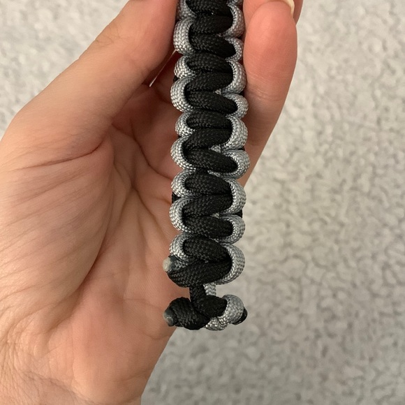 Grey and Black DNA Helix Paracord Bracelet - Picture 13 of 17